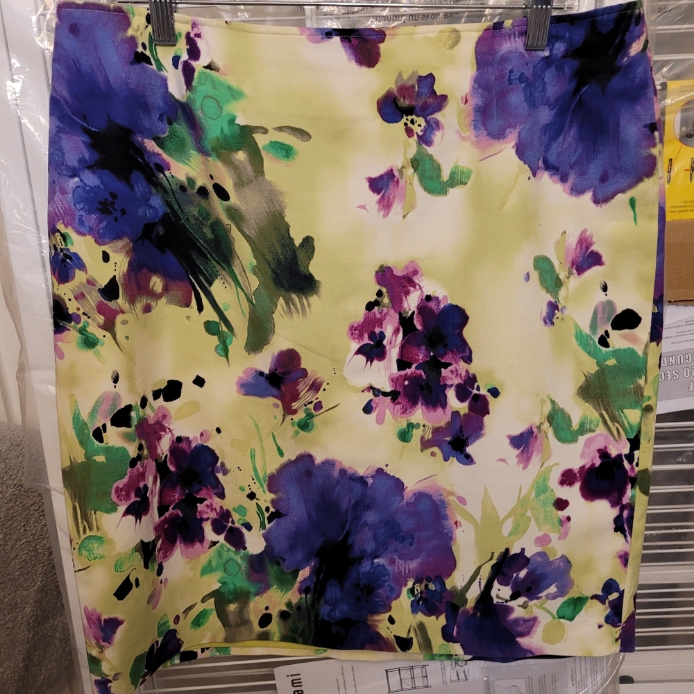 Jones New York stretch cotton floral skirt, Size 14P